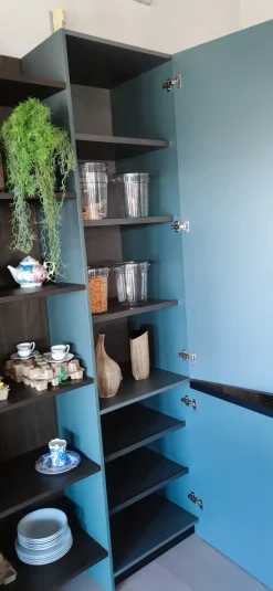 Record Cucine Cucina con isola in laminato opaco modello Cucina e isola in fenix verde commodoro ad un prezzo riservato- Cucine Ad Isola|Cucine Design