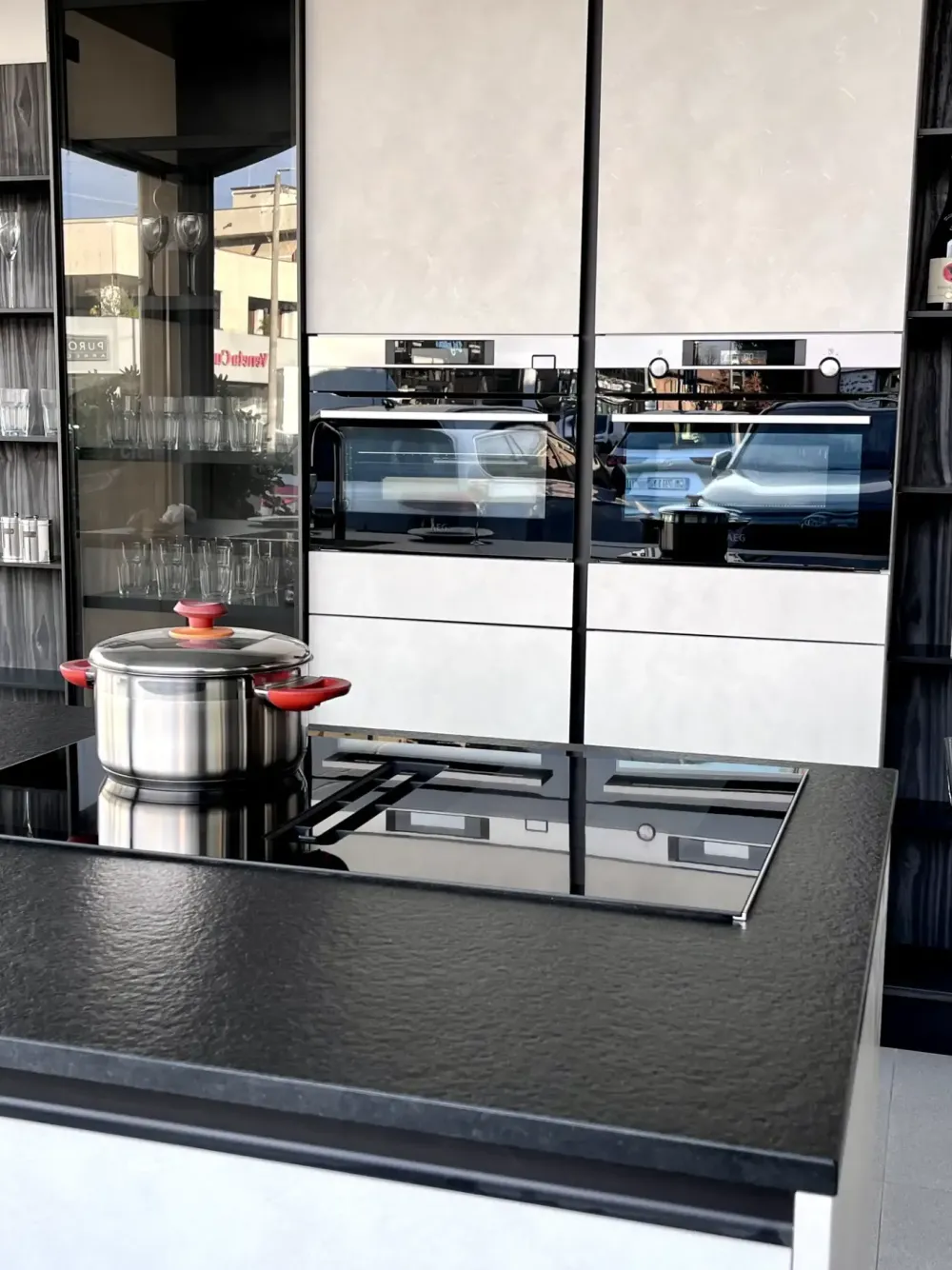 Cucina con isola in nobilitato a prezzo scontato 50%^Dibiesse Clearance