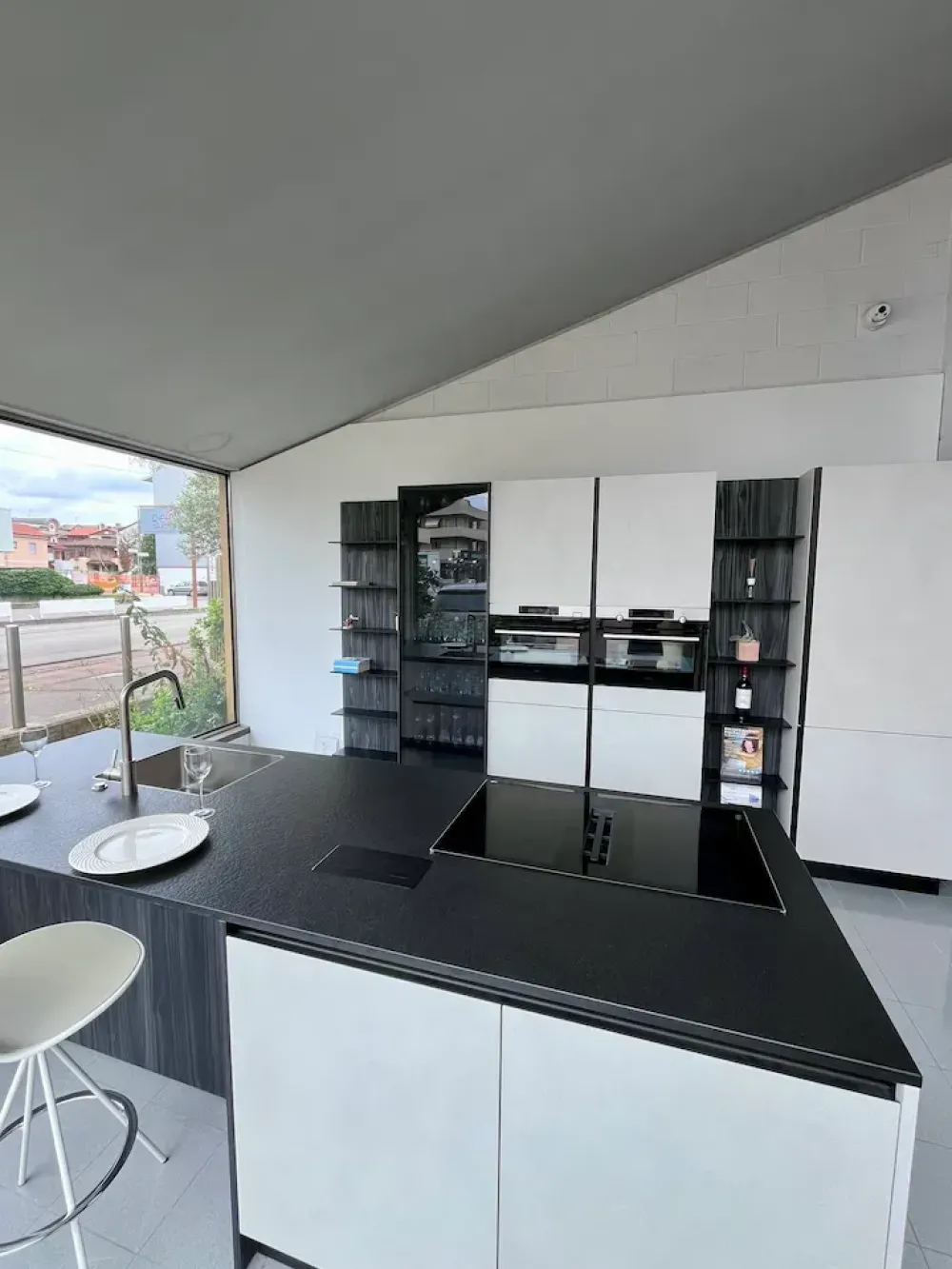 Cucina con isola in nobilitato a prezzo scontato 50%^Dibiesse Clearance