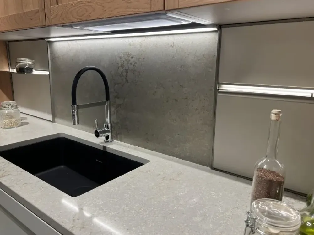 Discount Cucina con isola in nobilitato bianca Palio a prezzo ribassato Cucine Ad Isola|Cucine Moderne