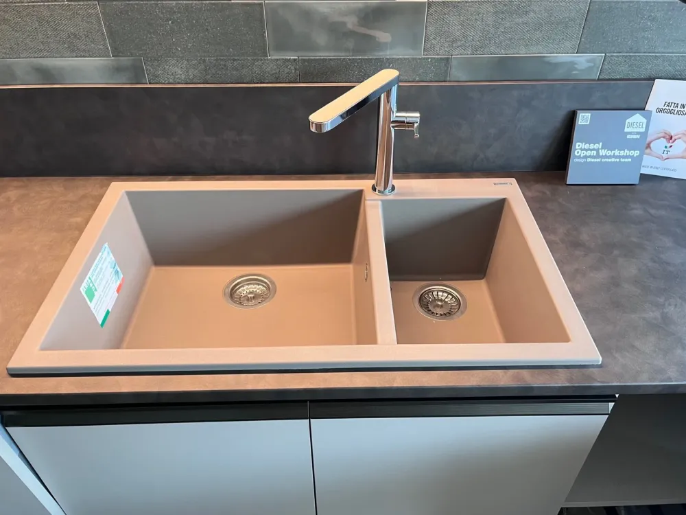 Scavolini Cucina con isola industriale tortora Diesel open workshop a soli 15000 Euro- Cucine Ad Isola