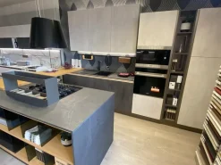 Creo Cucina con isola moderna grigia Tablet cemento ardesia- Cucine Ad Isola|Cucine Moderne