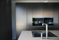 Poliform Cucina con penisola in laccata a prezzo ribassato 38%- Cucine Con Penisola|Cucine Moderne