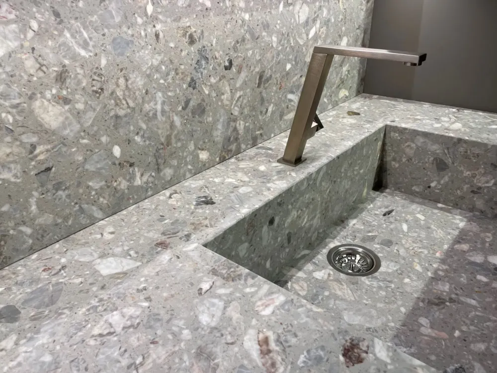 Cesar Cucina con penisola in laminato opaco tortora Maxima a prezzo scontato- Cucine Con Penisola|Cucine Design