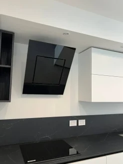 Sale Cucina con penisola in laminato opaco bianca Ingrosso cucine moderne icm67 a prezzo ribassato Cucine Con Penisola|Cucine Design