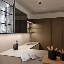 Cucina con penisola in laminato opaco a prezzo scontato 59%^Ernestomeda Online