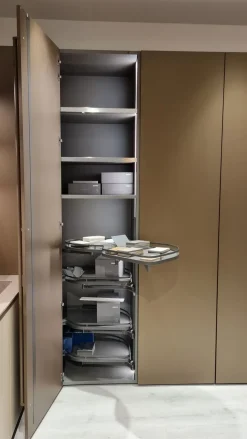 Cucina con penisola in laminato opaco a prezzo scontato 59%^Ernestomeda Online