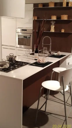 Outlet Cucina con penisola in laccato lucido a prezzo scontato 59% Cucine Con Penisola|Cucine Design