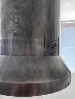 Cucina con penisola in legno a prezzo scontato 45%^Scavolini Hot