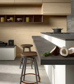 Sale Cucina con penisola in vetro bianca Zenit 04 a prezzo ribassato Cucine Con Penisola|Cucine Moderne