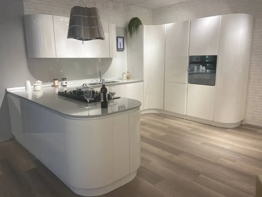 Cucina con penisola moderna bianca Ar^Ar-Due Discount