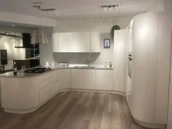 Cucina con penisola moderna bianca Ar^Ar-Due Discount