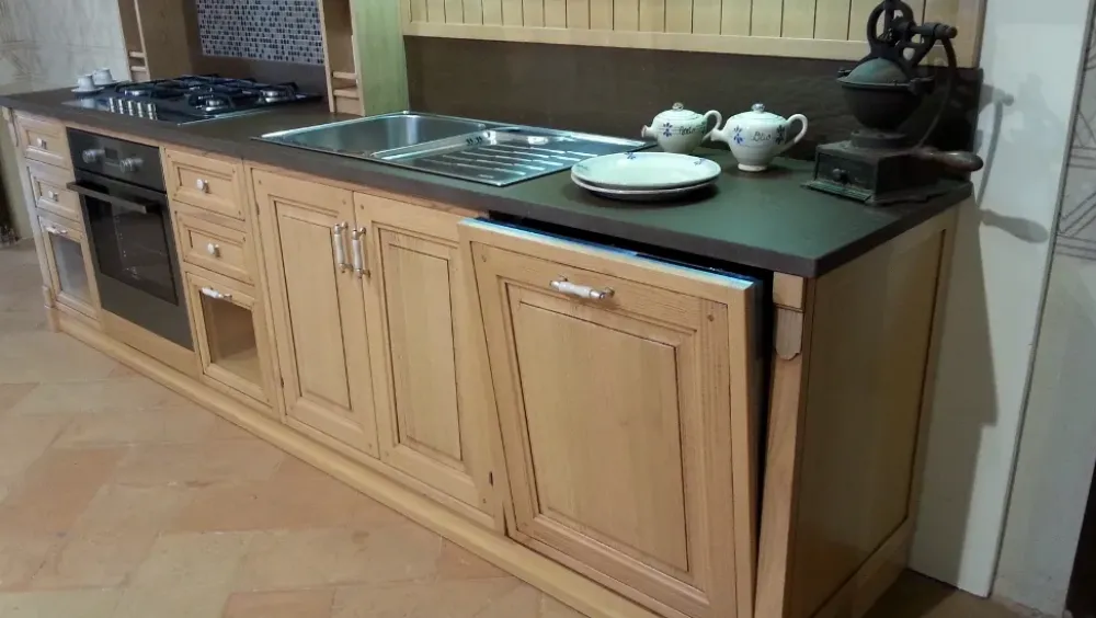 Martini Cucine Cucina country rovere chiaro lineare La castagna in offerta- Cucine Lineari|Cucine Country