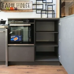 Cucina Cucina industrial con paino legno e ante effetto iron steel con colonne   di in Offerta Outlet -46%^Outlet Etnico Online