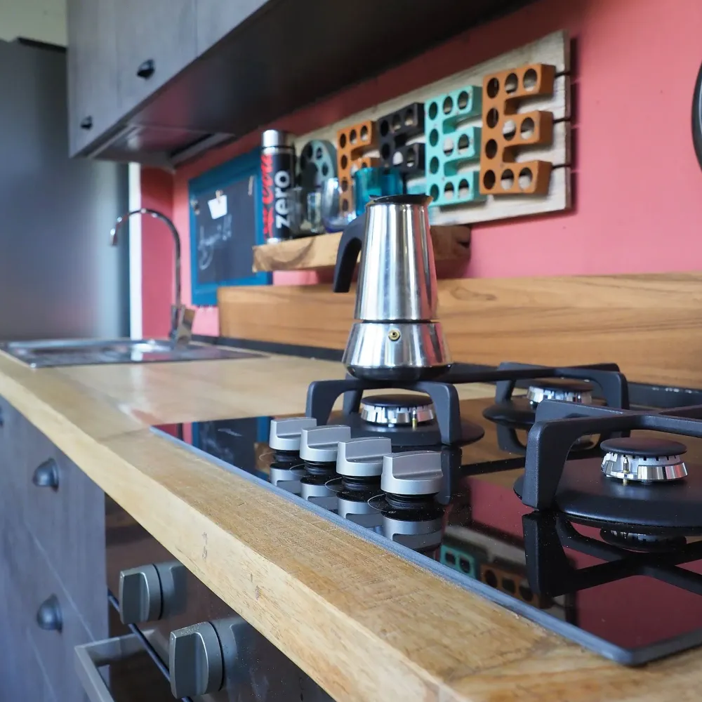 Outlet Etnico Cucina Cucina industrial piano legno lineare con un ribasso imperdibile- Cucine Lineari