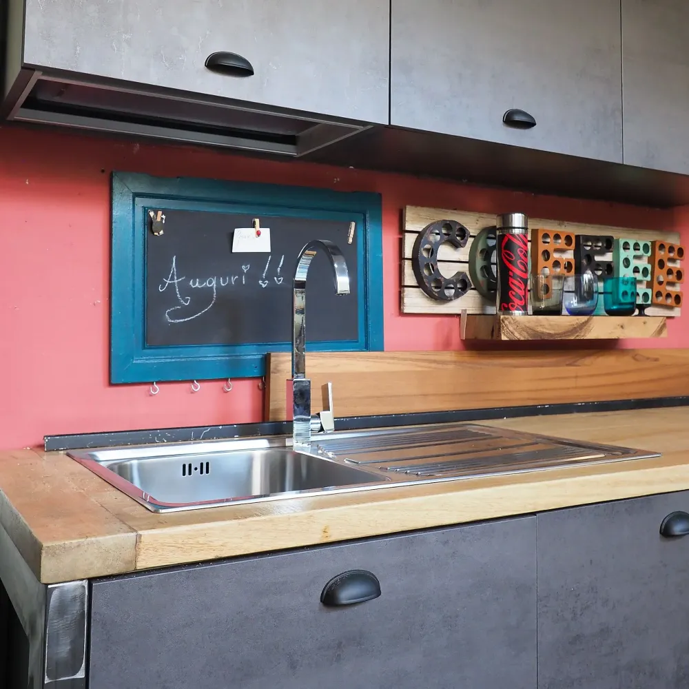 Outlet Etnico Cucina Cucina industrial piano legno lineare con un ribasso imperdibile- Cucine Lineari