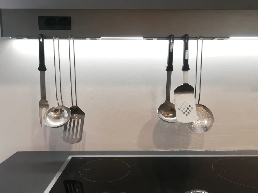 Cucina in laminato materico a -51%! Prezzi Outlet: non perdere l'occasione!^Dada Discount