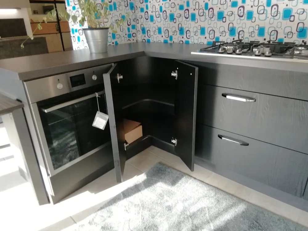 Nolte Cucina design ad angolo Manhattan a prezzo ribassato- Cucine Ad Angolo|Cucine Design