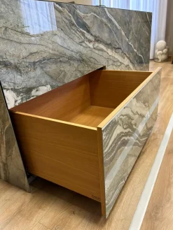 Cucina design con isola Monolith a prezzo scontato^Artigianale Hot