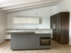 Primopiano Cucine Cucina design grigio ad isola Ingrosso cucine moderne icm70 in offerta- Cucine Ad Isola|Cucine Design