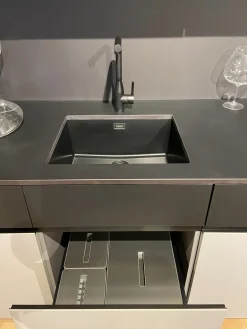 Cucina design lineare Fenix e laminato a prezzo ribassato^Artigianale Online