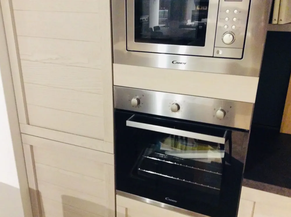 Artigianale Cucina Elsa dogata ad angolo con un ribasso imperdibile- Cucine Ad Angolo|Cucine Moderne