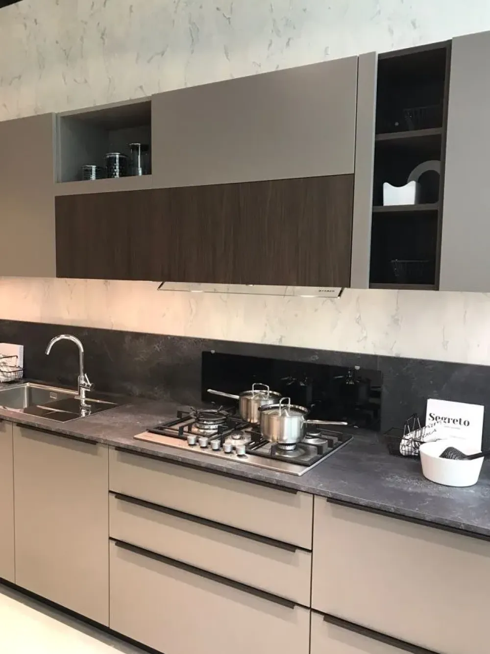 Clearance Cucina Feel moderna tortora lineare scontata 30% Cucine Lineari|Cucine Moderne