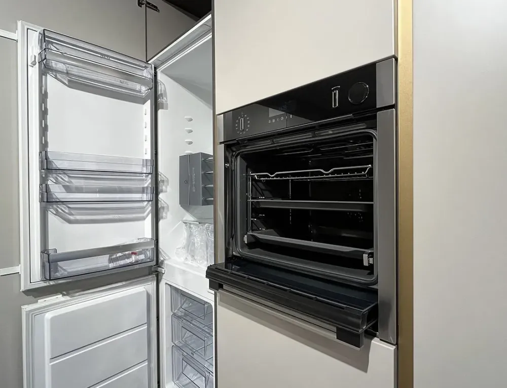 Cucina grigia design con isola Delinea^Scavolini New