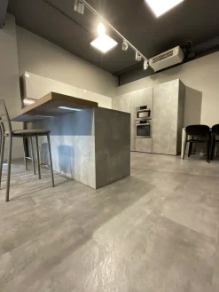 Sale Cucina grigia moderna con penisola 2?1 a soli 12000 Euro Cucine Con Penisola|Cucine Moderne