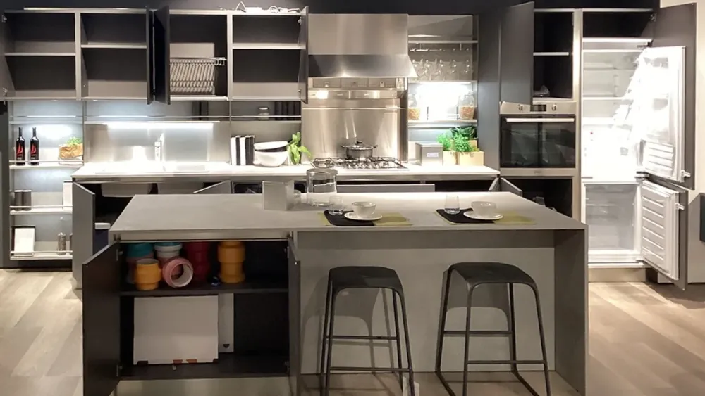 La casa moderna Cucina grigia moderna con isola Carol- Cucine Ad Isola|Cucine Moderne