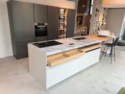 Cucina grigio design ad isola Vvd + prime^Dada Outlet