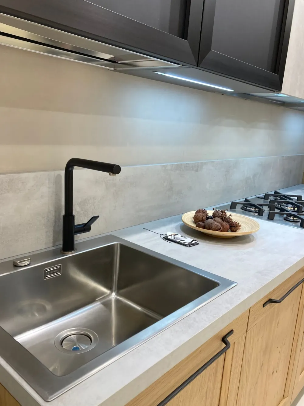 Cucina industriale rovere chiaro lineare Asia in Offerta Outlet^Arredo3 Discount