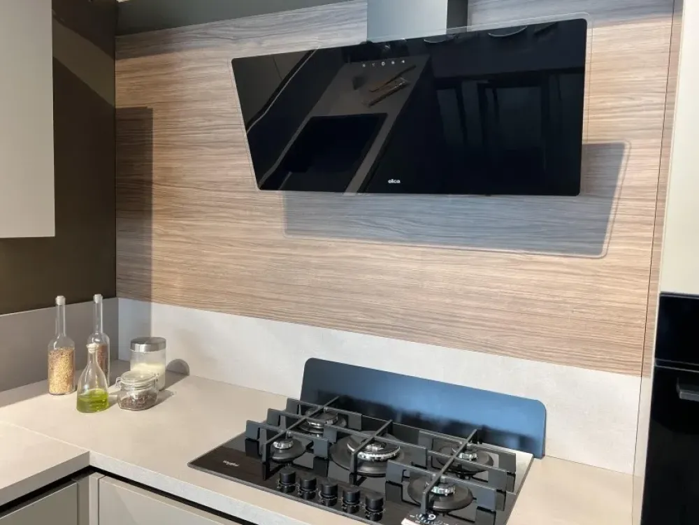 New Cucina Infinity ad angolo con un ribasso imperdibile Cucine Ad Angolo|Cucine Moderne