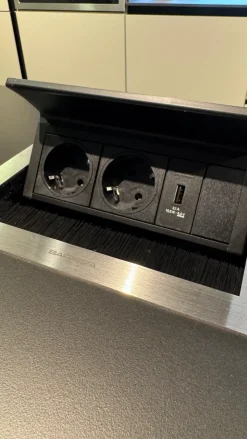 Cucina Infinity design antracite con isola scontata 45%^Stosa New