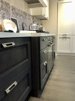 Cucina inglese lineare Aisha a prezzo ribassato^Mobilturi Clearance