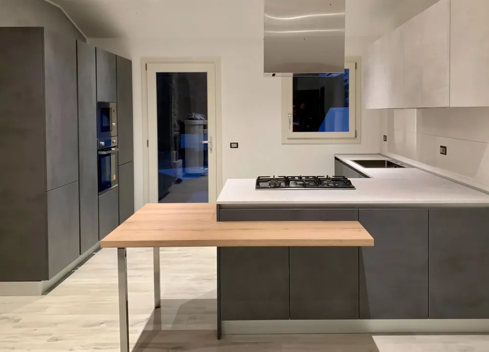 Cucina Ingrosso cucine moderne icm20 design grigio con penisola^Primopiano Cucine Best