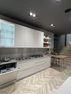 Clearance Cucina lineare in laccata opaco bianca Carattere a prezzo scontato Cucine Lineari|Cucine Moderne