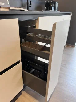Scavolini Cucina lineare in laminato opaco a prezzo scontato 37%- Cucine Lineari|Cucine Moderne