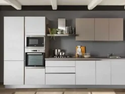 Cucina lineare in laminato lucido a prezzo ribassato 50%^Aran Sale