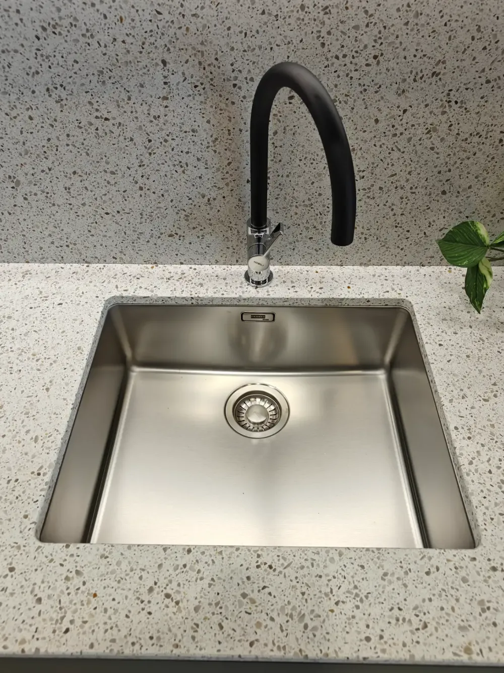 Scavolini Cucina lineare in laminato opaco altri colori Jeometrica a prezzo scontato- Cucine Lineari|Cucine Design