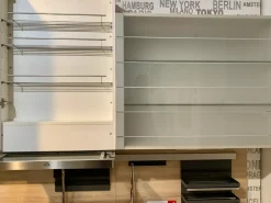 Nobilia Cucina lineare in laminato lucido bianca 808 inox a prezzo ribassato- Cucine Lineari|Cucine Moderne