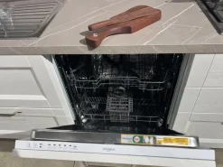 Cucina lineare in legno a prezzo scontato 60%^Stosa Online