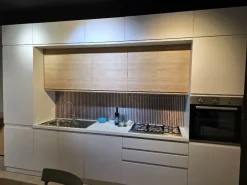 Artigianale Cucina lineare in polimerico opaco bianca Kjelly a prezzo ribassato- Cucine Lineari|Cucine Moderne