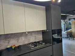 Cucina lineare in polimerico opaco grigia Yaris a prezzo scontato^Kuadra Cucine Best