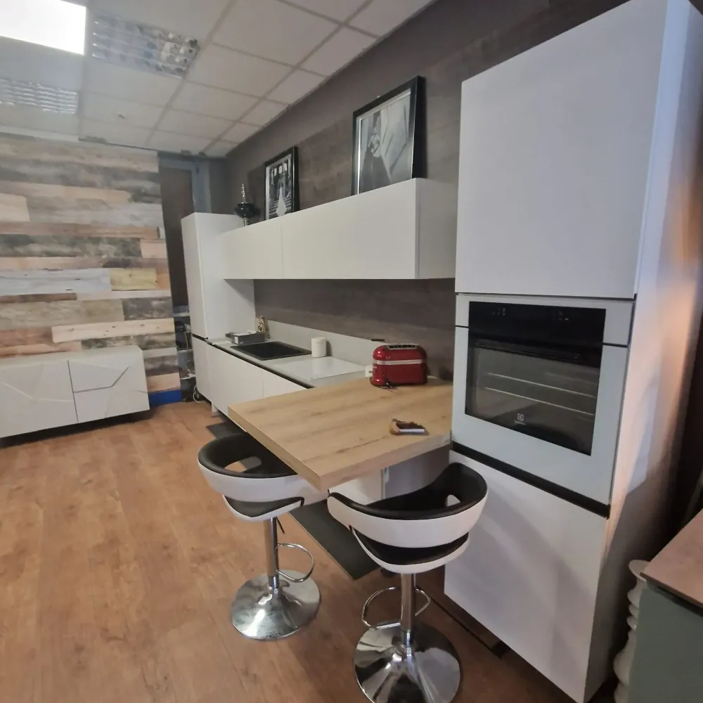 Arredo3 Cucina lineare moderna bianca Kaly a soli 9557 Euro- Cucine Lineari|Cucine Moderne