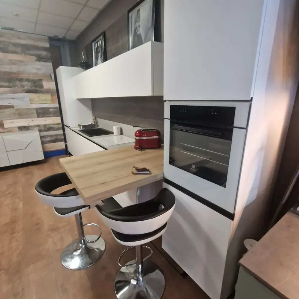 Arredo3 Cucina lineare moderna bianca Kaly a soli 9557 Euro- Cucine Lineari|Cucine Moderne