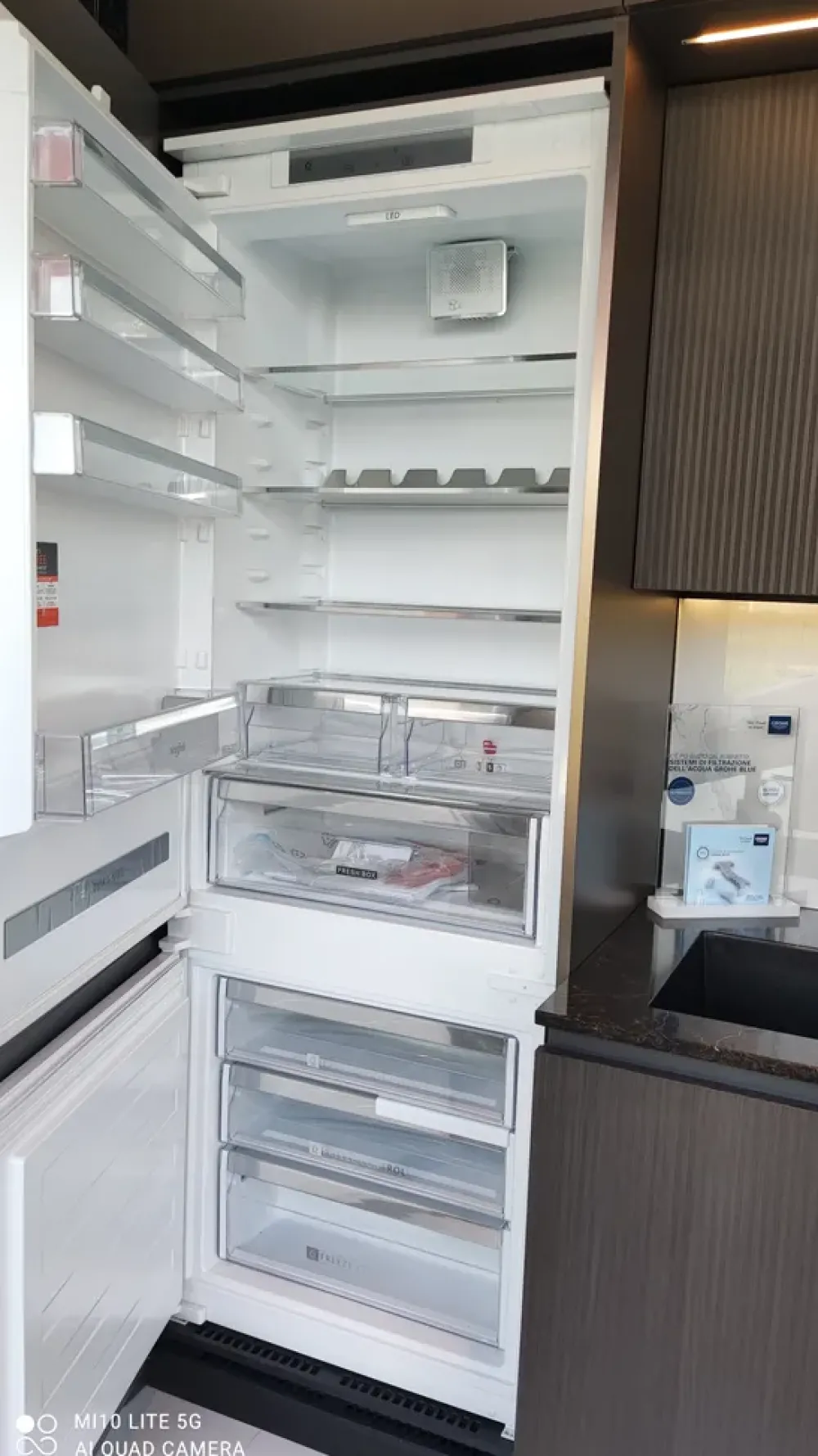 Cucina lineare moderna rovere moro Metropolis^Stosa Discount