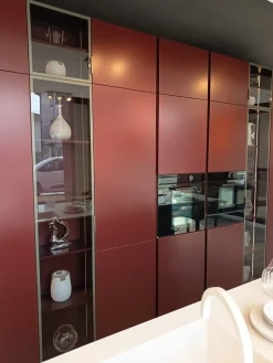 Veneta Cucine Cucina Lounge - riflex moderna rossa con isola scontata 51%- Cucine Ad Isola|Cucine Moderne