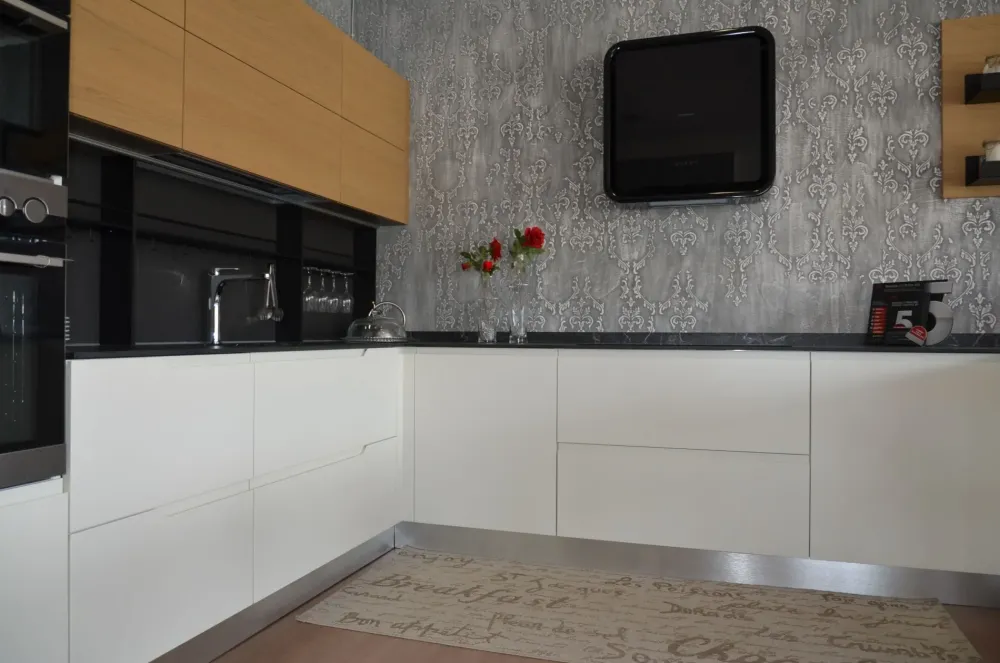 Discount CUCINA Luna PREZZO OUTLET scontata 51% Cucine Con Penisola|Cucine Moderne