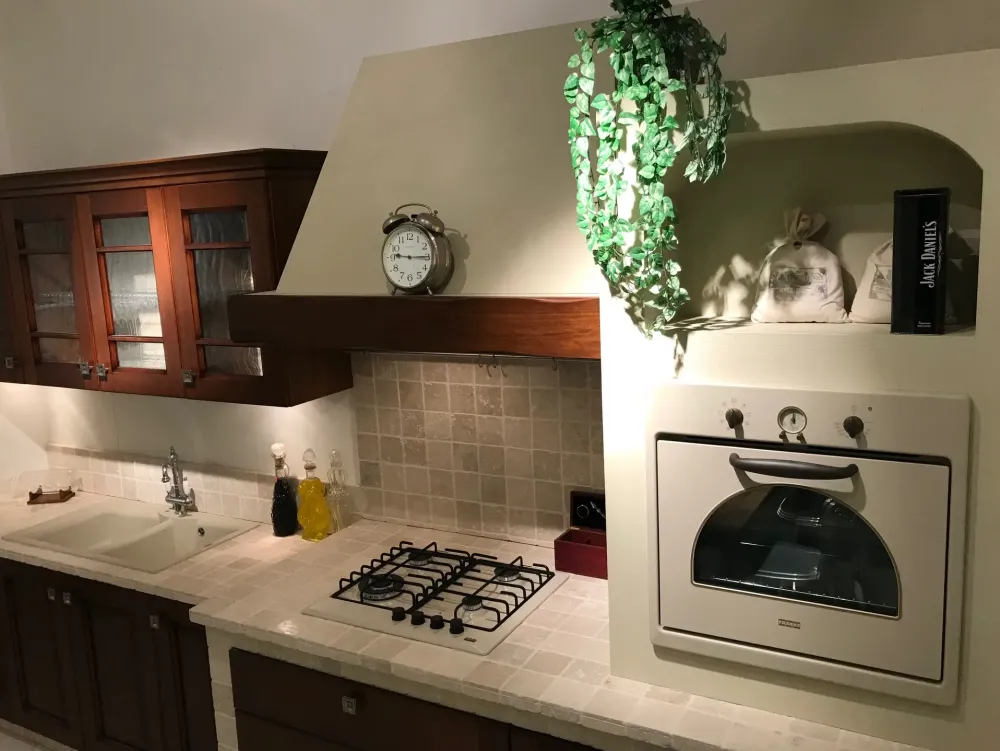 Cucina Maistri modello Carol Noce Cucine Lineari|Cucine Country